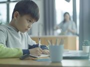 4 Tips Menjadi Smart Parents di Masa Anak Belajar dari Rumah Tips Menjadi Smart Parents