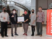 Canon Salurkan Donasi “Selembar Kebaikan” untuk Anak-anak dengan HIV Selembar Kebaikan