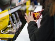 4 Teknologi Smartphone untuk Maksimalkan Pengalaman Menikmati Konten Hiburan Teknologi Smartphone