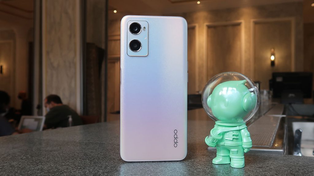 OPPO A96