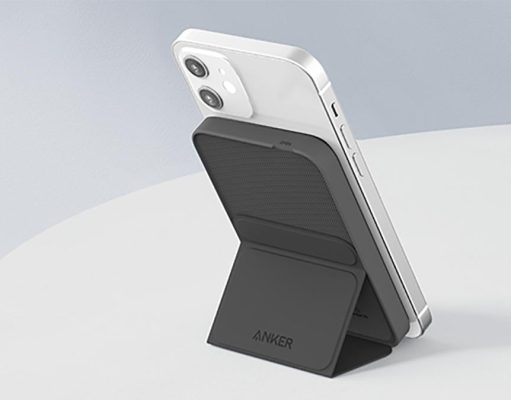 ANKER PowerCore Magnetic 5K “MagGo” Kini dengan Holder Lipat PowerCore Magnetic 5K