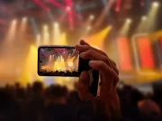 Bikin Konten Seru Konser Head in the Clouds Pakai Galaxy Z Flip4 5G Konser Head in the Clouds