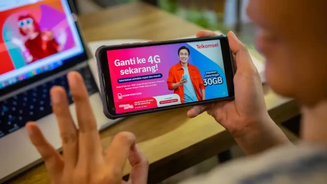 telkomsel upgrade layanan 3G ke 4G LTE