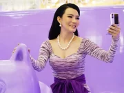 Desain Stylish & Kamera Find N2 Flip Pikat Sosialita Surabaya find n2 flip sosialita surabaya