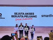 Smartfren Luncurkan Gerakan 100% untuk Indonesia Smartfren 100% untuk Indonesia
