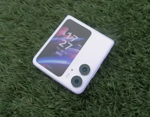 Adu Fitur: Performa + Baterai OPPO Find N2 Flip vs Galaxy Z Flip4 adu fitur OPPO FInd N2 Flip