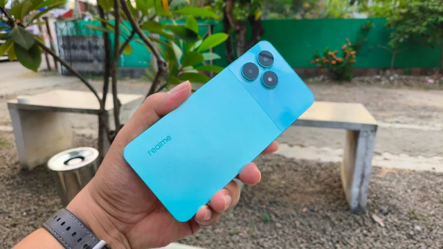 realme C51