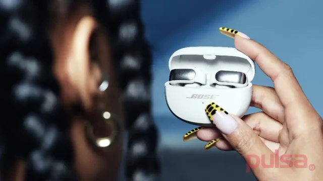 Bose Ultra Open Earbuds