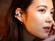 Bose Ultra Open Earbuds, Padukan Desain Trendi dan Audio Alami Bose Ultra Open Earbuds
