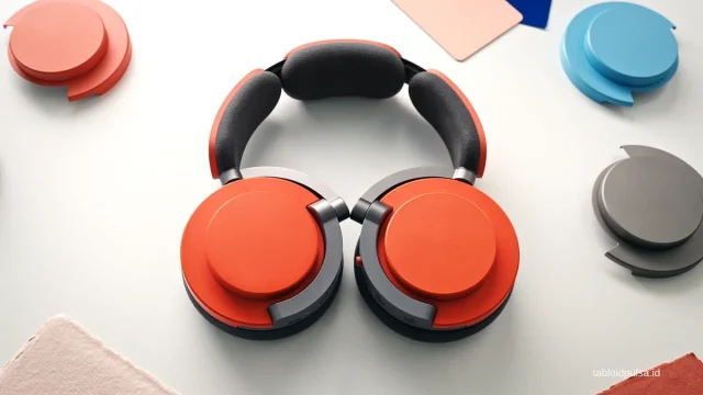 Dyson Ontrac Headphones
