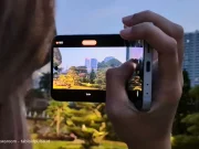 Camcorder Grip Galaxy Z Flip6 Bikin Nge-VLOG Lebih Stabil Camcorder grip Galaxy Z Flip6