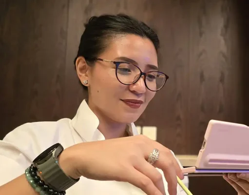 Rahasia Dibalik Kegesitan Entrepreneur Ini Jalani Bisnis Pakai Galaxy Z Fold6 Galaxy Z Fold6 Entrepreneur