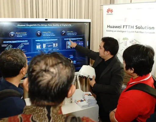 Huawei OptiX Club 2024, Bangun Kecerdasan Industri dengan F5.5G Huawei OptiX Club 2024