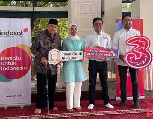 Tri Distribusikan Paket Kuota dan Perangkat Router Internet ke Ratusan Pesantren Paket Kuota Router Internet Tri