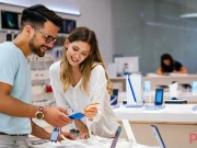 Pasar Smartphone Indonesia Booming di Paruh Pertama 2024 pasar smartphone indonesia 2024