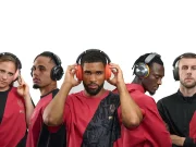 Anggota Klub AC Milan Gunakan Headphone Dyson OnTrac Tim Klub AC Milan Dyson OnTrac