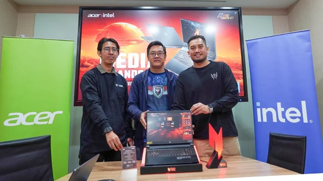 Acer Predator Nitro V16 (ANV16-71)