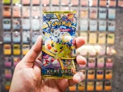 AKG Entertainment Pamerkan Pokemon Game Kartu Kilat Rasi di Indonesia Booster Pack Pokemon Game Kartu Koleksi Kilat Rasi