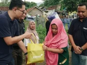 Indosat Salurkan Bantuan Kemanusiaan untuk Korban Bencana di Sukabumi Indosat Bantuan Sukabumi