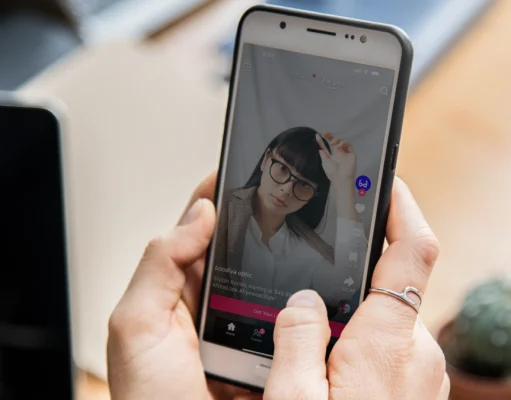 Qiscus Umumkan Integrasi Resmi di TikTok Messaging Ads Qiscus TikTok Ads