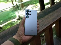 Bikin Konten Liburan Lebih Keren Pakai Galaxy Log dan Audio Eraser Galaxy S25 Series Galaxy Log dan Audio Eraser Galaxy S25 Series