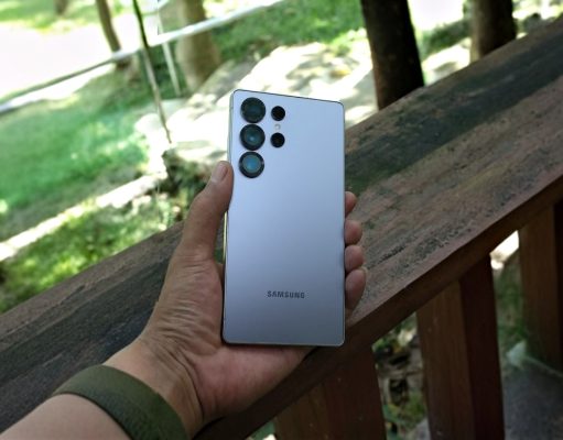 Bikin Konten Liburan Lebih Keren Pakai Galaxy Log dan Audio Eraser Galaxy S25 Series Galaxy Log dan Audio Eraser Galaxy S25 Series