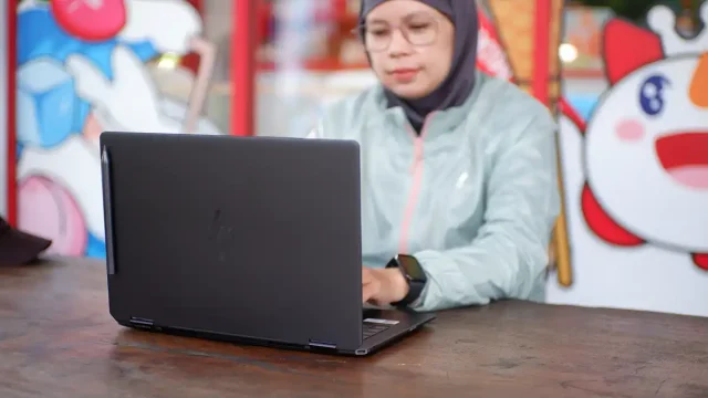 HP OmniBook Flip Ultra 14_main
