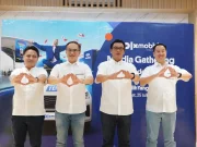 OLXmobbi Hadirkan Cashback Hingga Rp 6,8 Juta di GIIAS 2025 OLXmobbi OLX tradi In Mobil