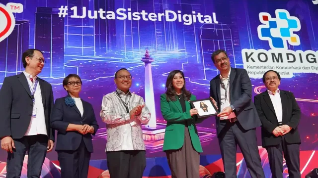 XLSMART Komdigi #1JutaSisterDigital
