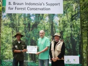 B. Braun Indonesia Tanam 500 Pohon di Hutan Sanggabuana B Braun Sanggabuana