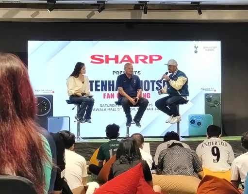 Sharp Hadirkan Legenda Spurs Gary Mabbutt di Nobar EPL Sharp Nobar Premier League Bersama Gary Mabbutt