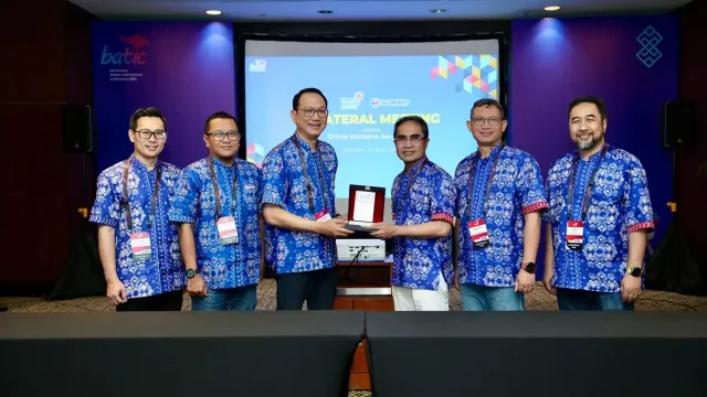 XLSMART dan Telkom