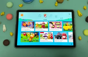 3 Alasan Tablet Jadi Ruang Hiburan Ideal di Rumah Tablet moto Pad 60 Lite Ruang Hiburan Keluarga