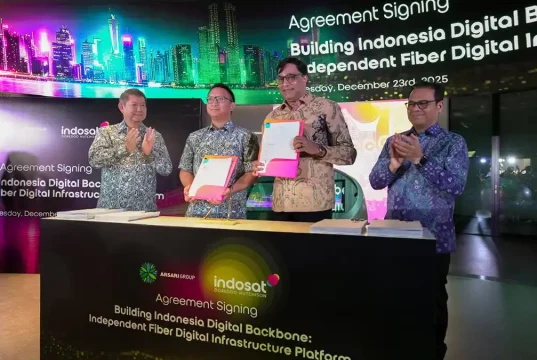 Indosat, Arsari Group dan Northstar Group Bentuk FiberCo, Platform Serat Optik Digital Independen Independent Fiber Platform FiberCo Indosat