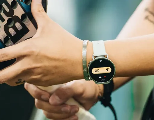 Xiaomi Watch S4 Series dan OpenWear Stereo Pro Jadi Andalan Gaya Hidup Aktif Kaum Urban Xiaomi Watch S4 41mm in The Luxe Cup Padel Tournament