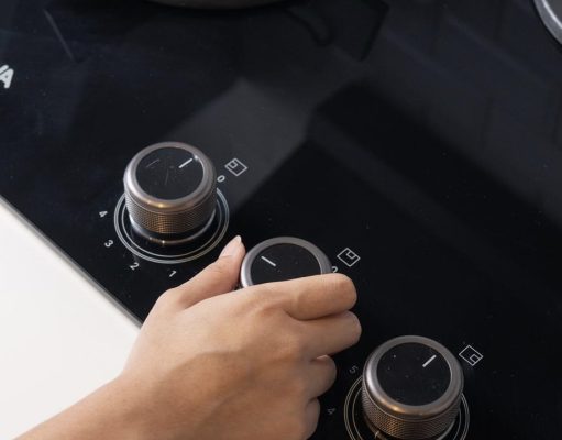 Modena Ungkap Fitur Penting Saat Memilih Kompor Tanam Memilih Kompor Tanam Modena