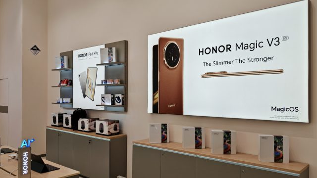 HONOR Experience Store Surabaya