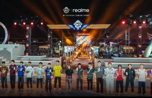 Sejarah Baru di M7! 16 Tim Nyalakan realme 15 Pro 5G Bersamaan di Opening Ceremony Serah Terima realme 15 Pro 5G di Opening Ceremony M7