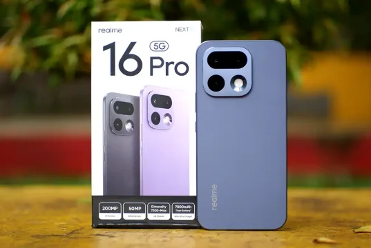 Review realme 16 Pro 5G: Baterai Tahan Lama, Kamera Terbaik di Kelasnya review realme 16 Pro 5G