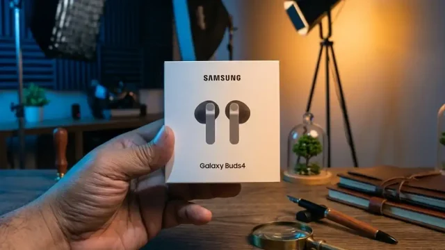 Review Galaxy Buds4_main Review Galaxy Buds4
