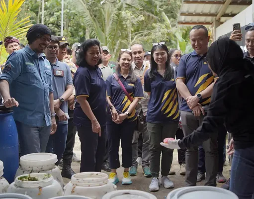 Strategi Hijau Maybank Indonesia Jadi Tren Baru di Sektor Perbankan 2026 Sustainability Innitiative di Desa Sanding Maybank